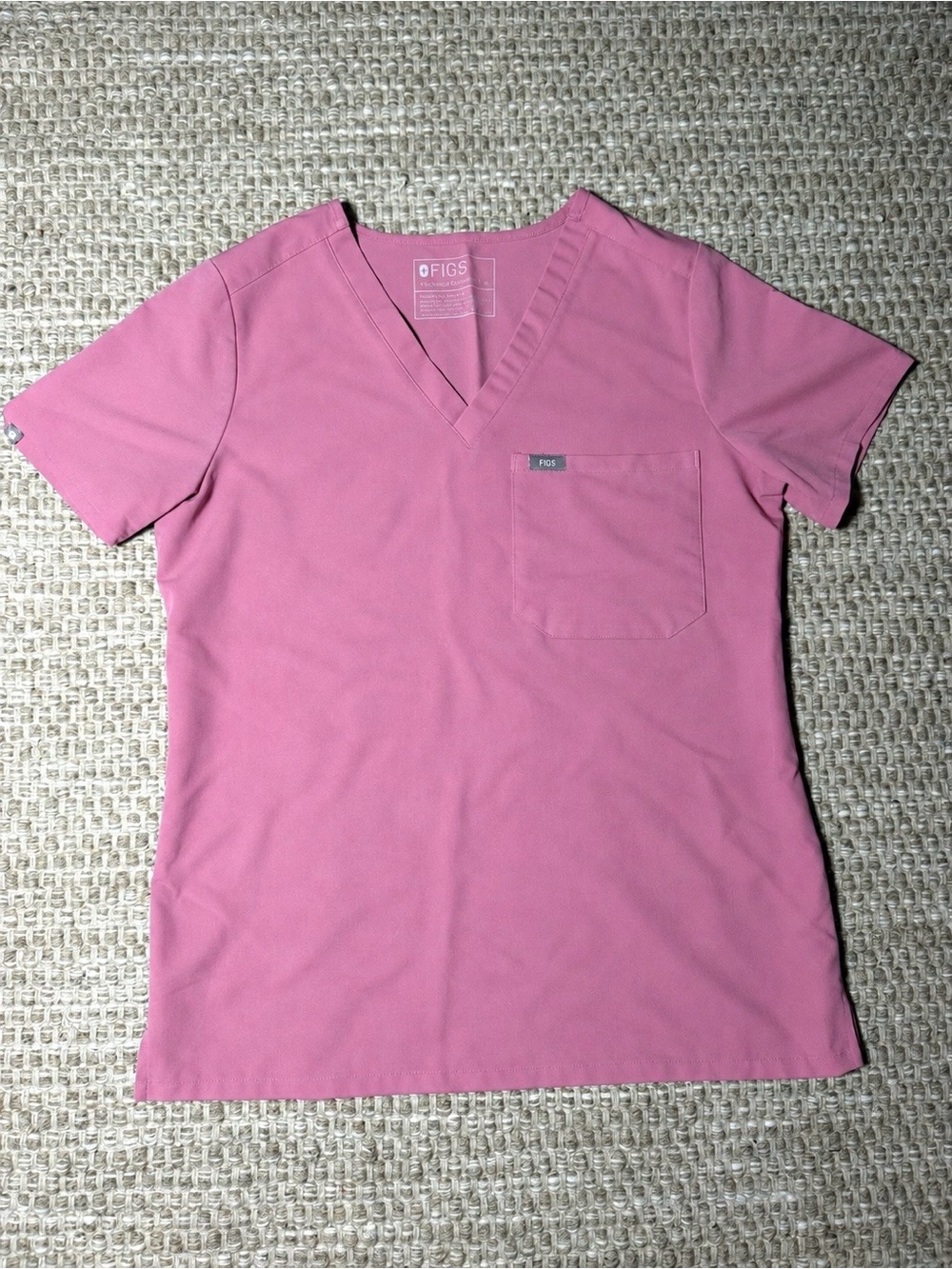 FIGS Catarina One-Pocket Scrub Top Chalk Pink Small